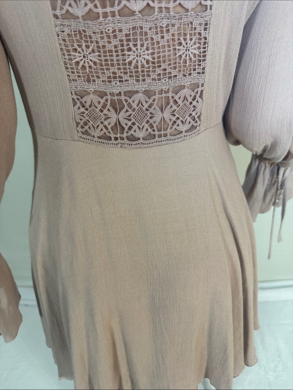 FP ONE DUSTY MAUVE LACE MINI DRESS SP - Picture 9 of 9